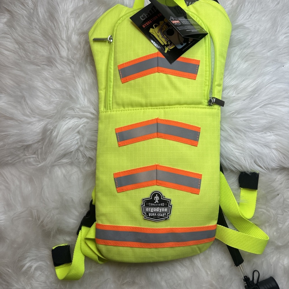 $24 🌙 Ergodyne Chill-Its 5155HV Hydration Pack Lime Low Profile NEW TENACIOUS